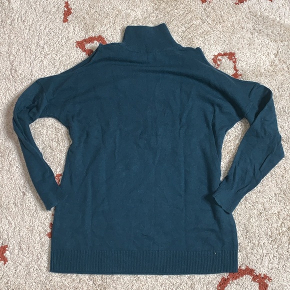 Halogen- Cold Shoulderd Sweater- Sz XL- Petrol Color - Picture 3 of 6